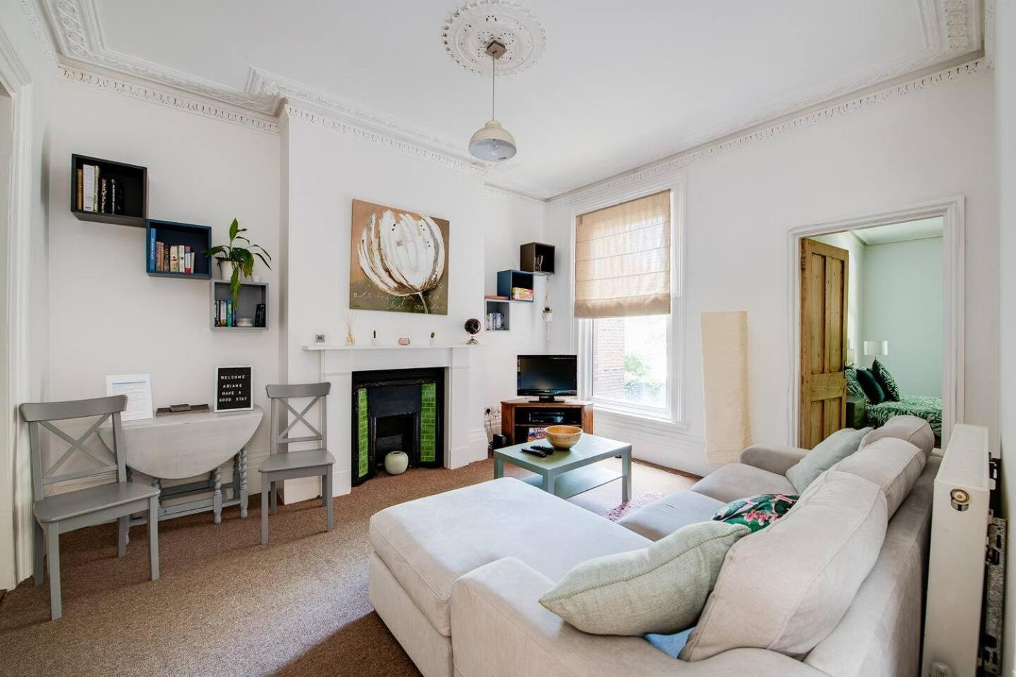 Family Friendly Flat Just Minutes From The Beach! 朴次茅斯 外观 照片